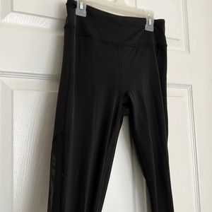 Victoria Sport Mesh Panel Athletic Leggings Size S
